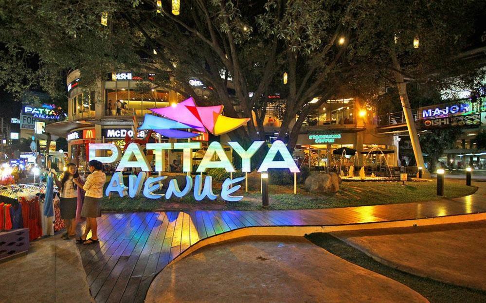 Snoozzotel Pattaya Exterior foto
